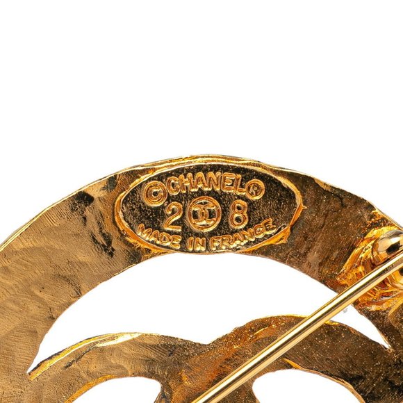 CHANEL Vintage Gold Logo Brooch